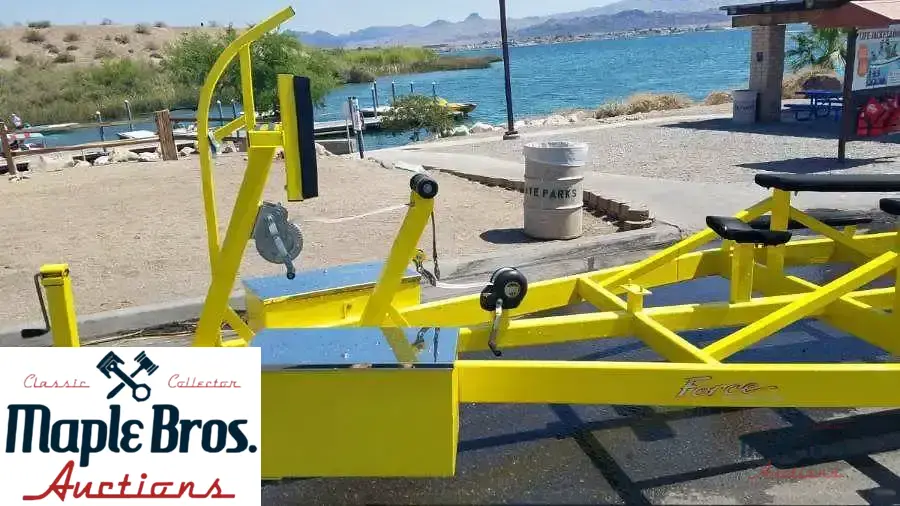 2004 Force Boats 29