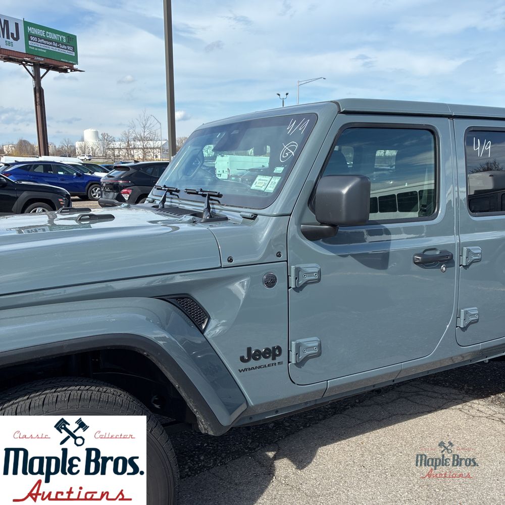 2026 Jeep Wrangler 4-Door Sahara 4x4