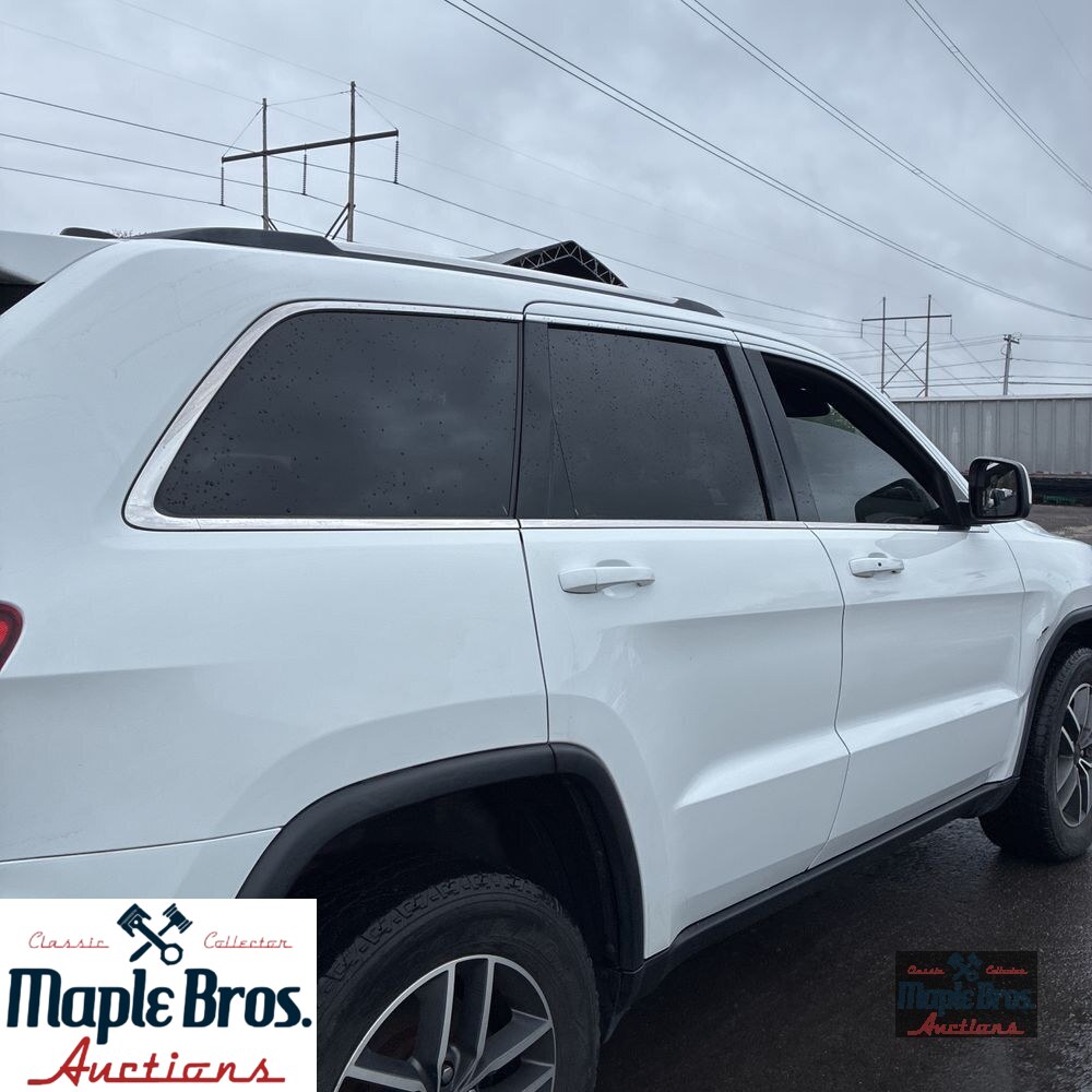 2020 Jeep Grand Cherokee Laredo E