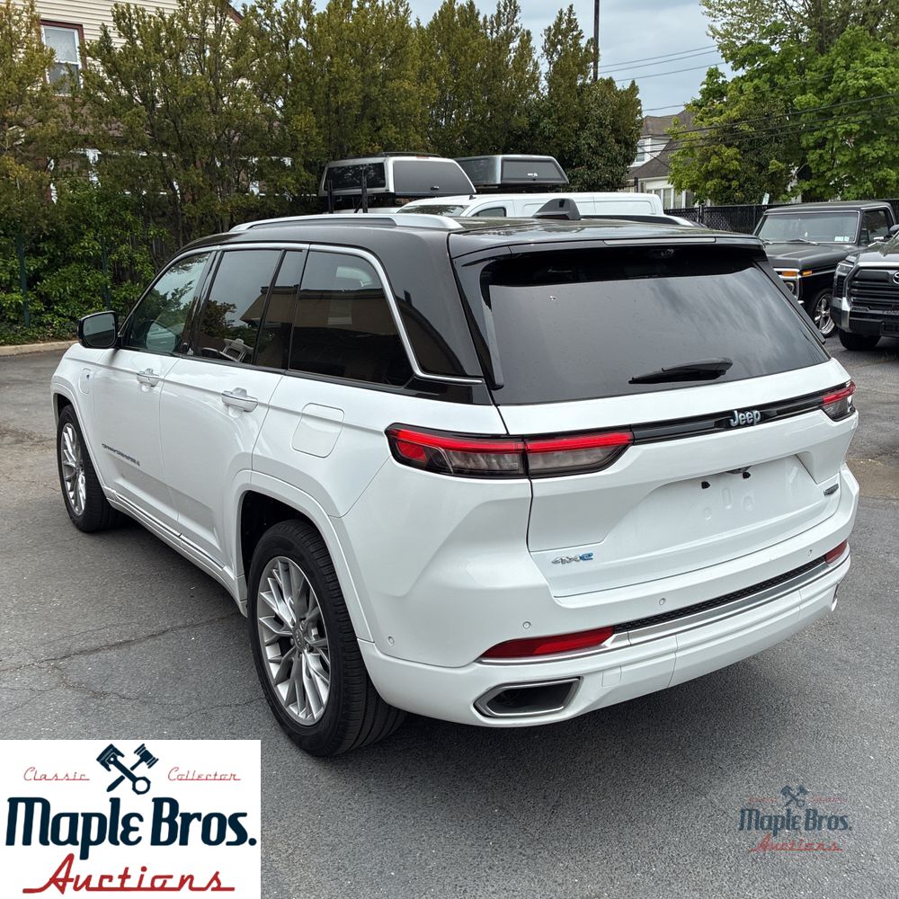 2022 Jeep Grand Cherokee 4xe Summit 4x4