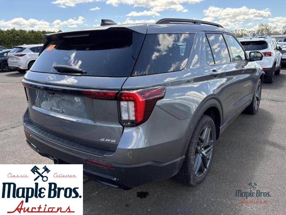 2025 Ford Explorer ST-Line