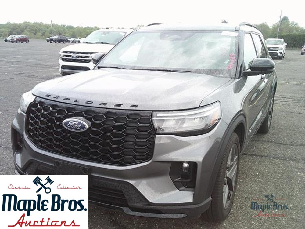 2025 Ford Explorer ST-Line
