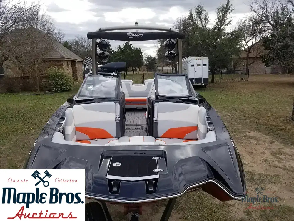 2019 Malibu 22 MXZ Wakesetter