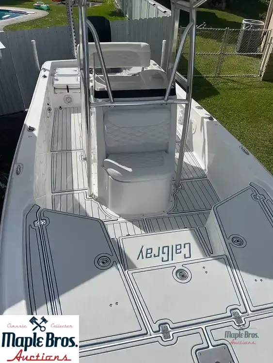 2013 Sea Hunt 24 BR