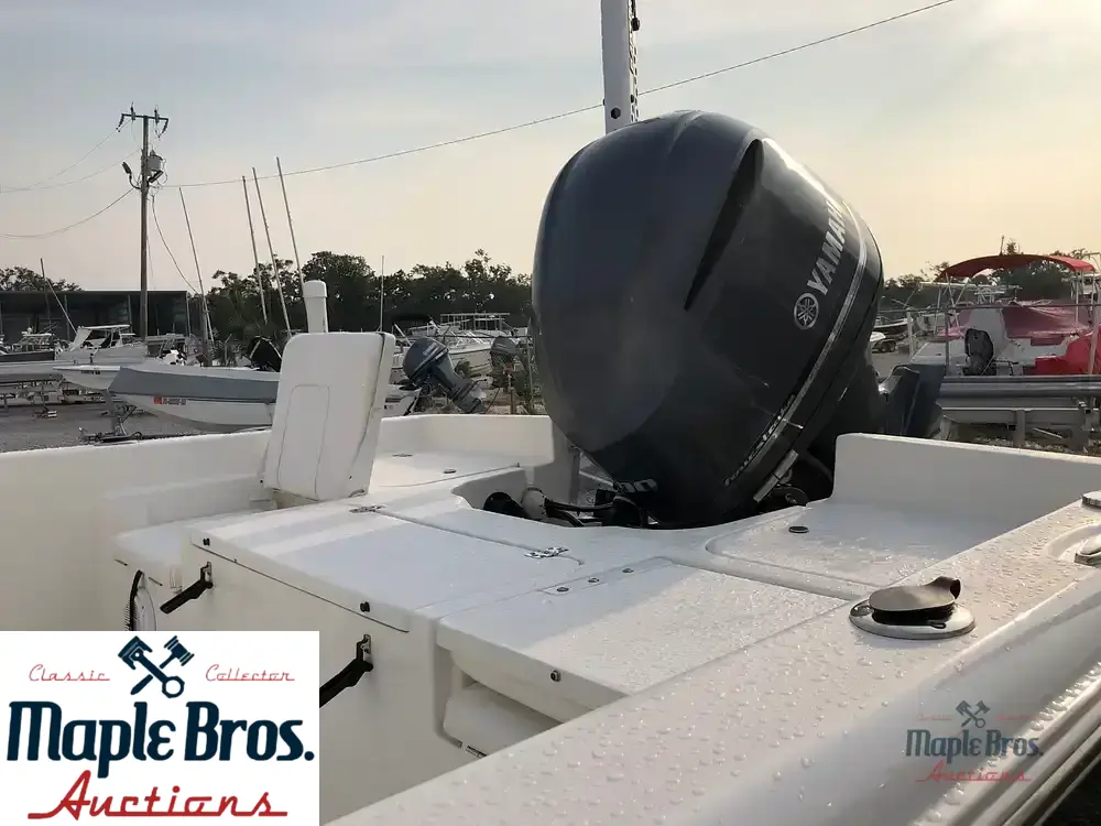 2013 Sea Hunt 24 BR