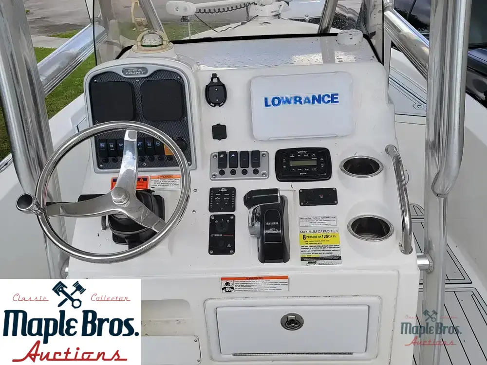 2013 Sea Hunt 24 BR