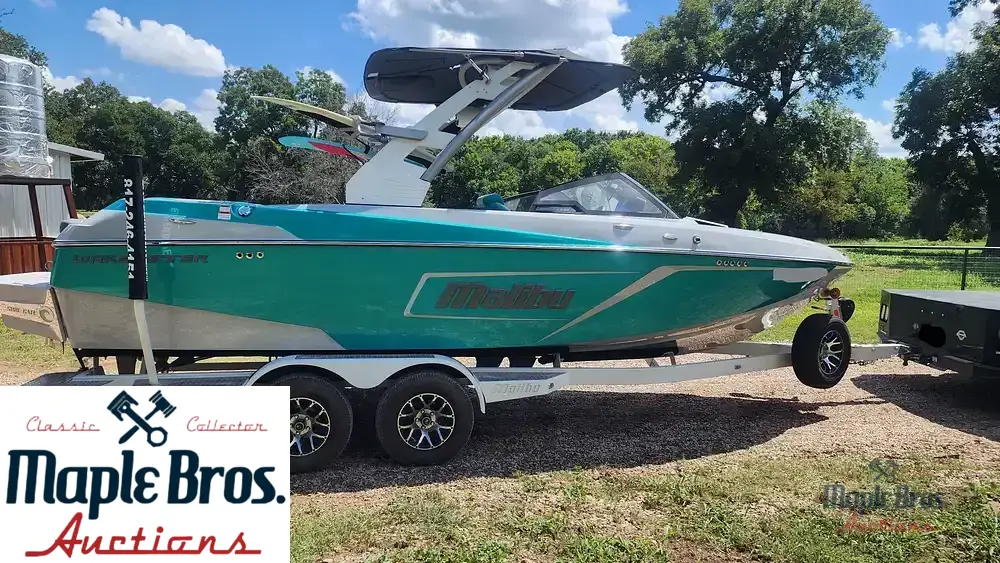 2020 Malibu 22 LSV