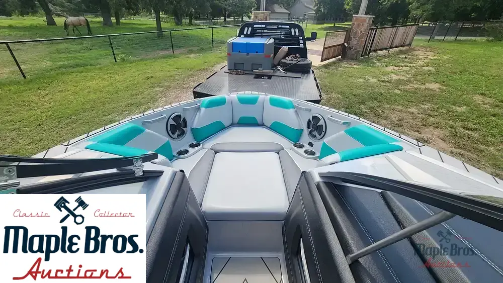 2020 Malibu 22 LSV