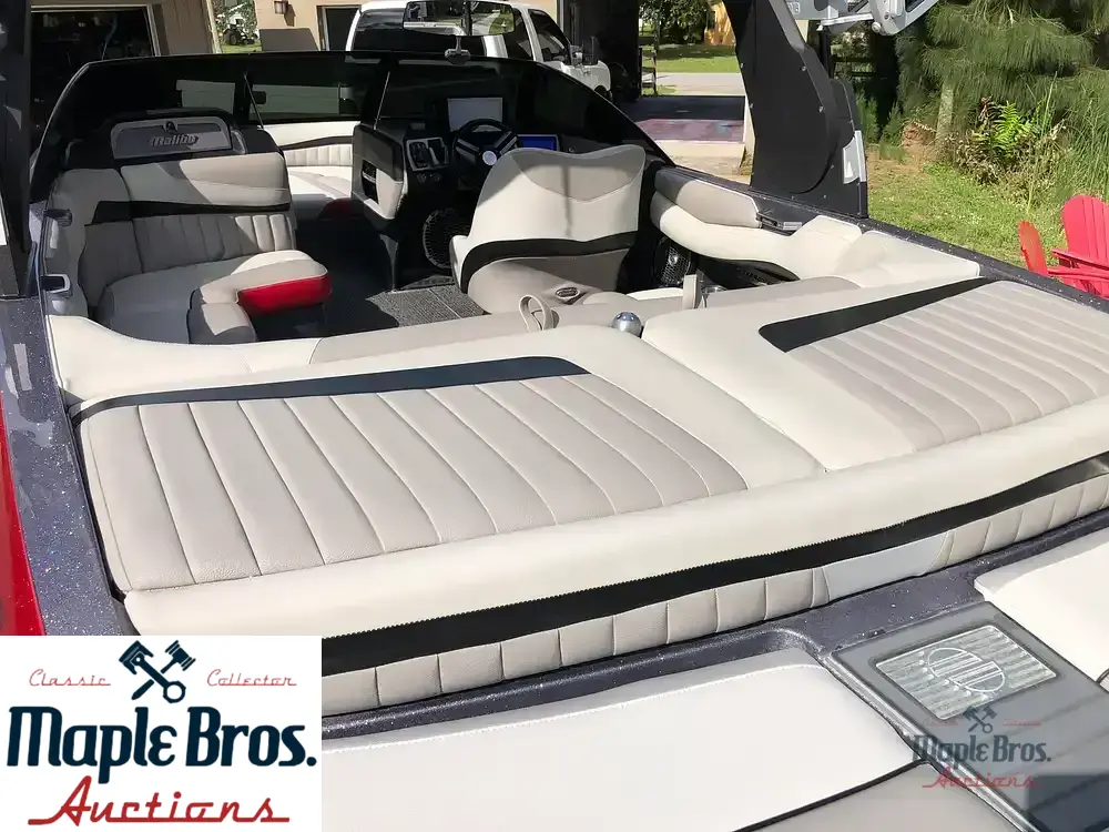 2015 Malibu Wakesetter 22 Mxz