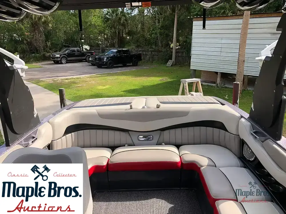 2015 Malibu Wakesetter 22 Mxz