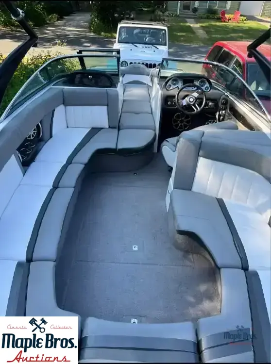 2011 Supra Launch 242