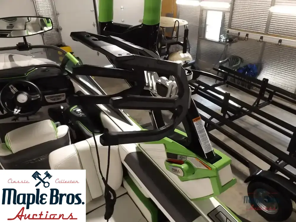 2017 Air Nautique G23