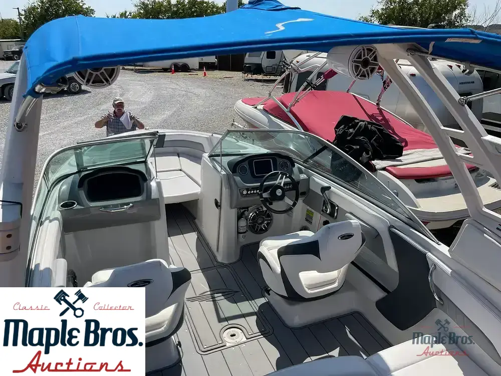 2021 Chaparral 21 Surf
