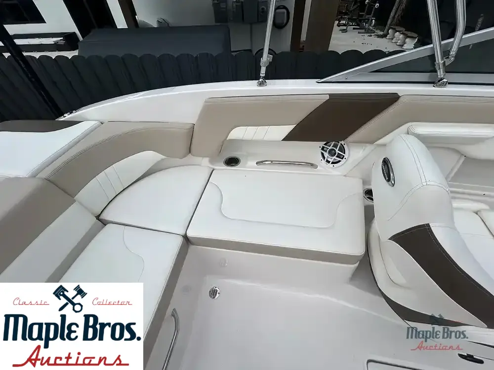 2022 Chaparral 23 SSi OB