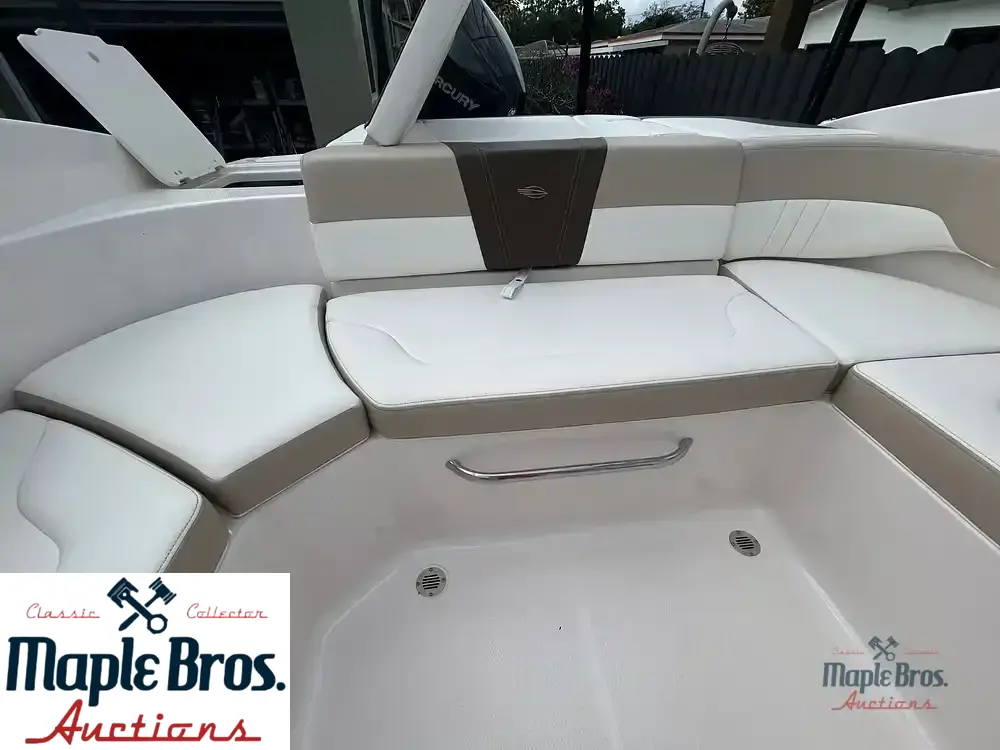 2022 Chaparral 23 SSi OB