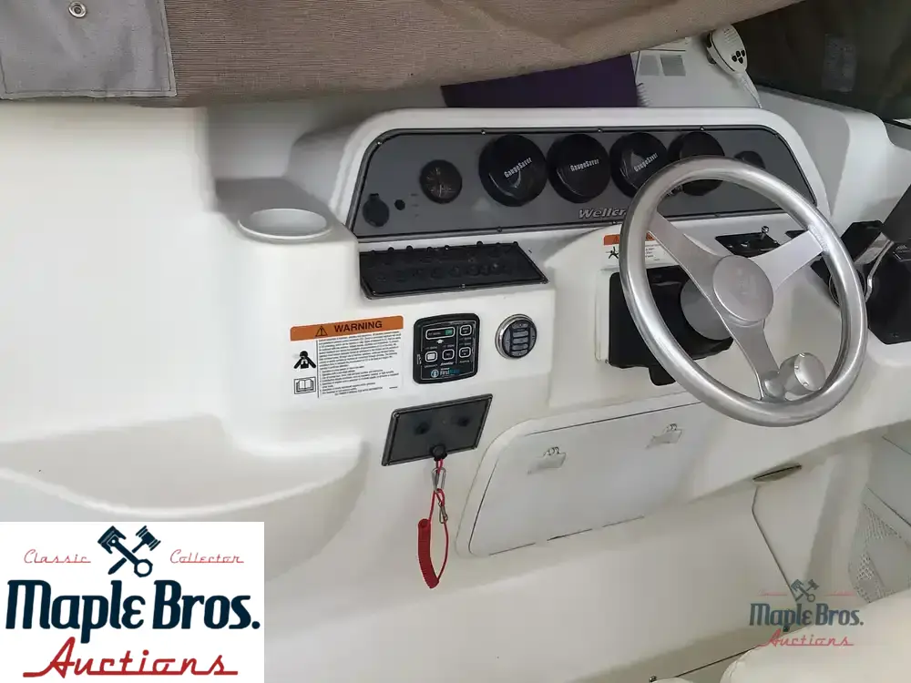 2003 Wellcraft 290 Coastal