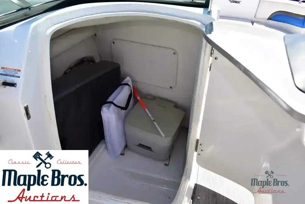 2018 Chaparral 2430 VRX