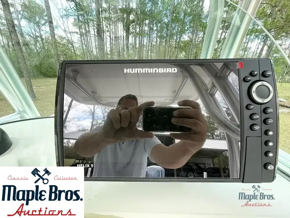2013 Robalo R260