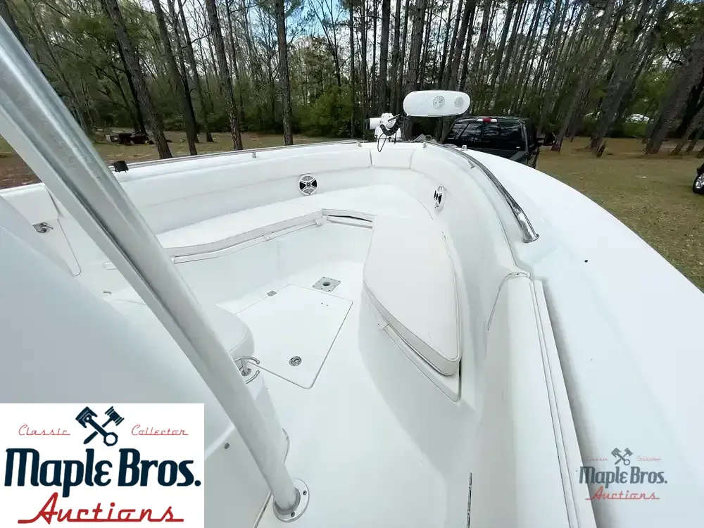 2013 Robalo R260