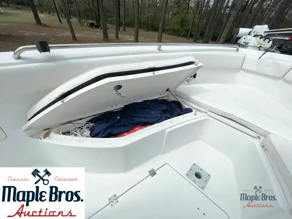 2013 Robalo R260