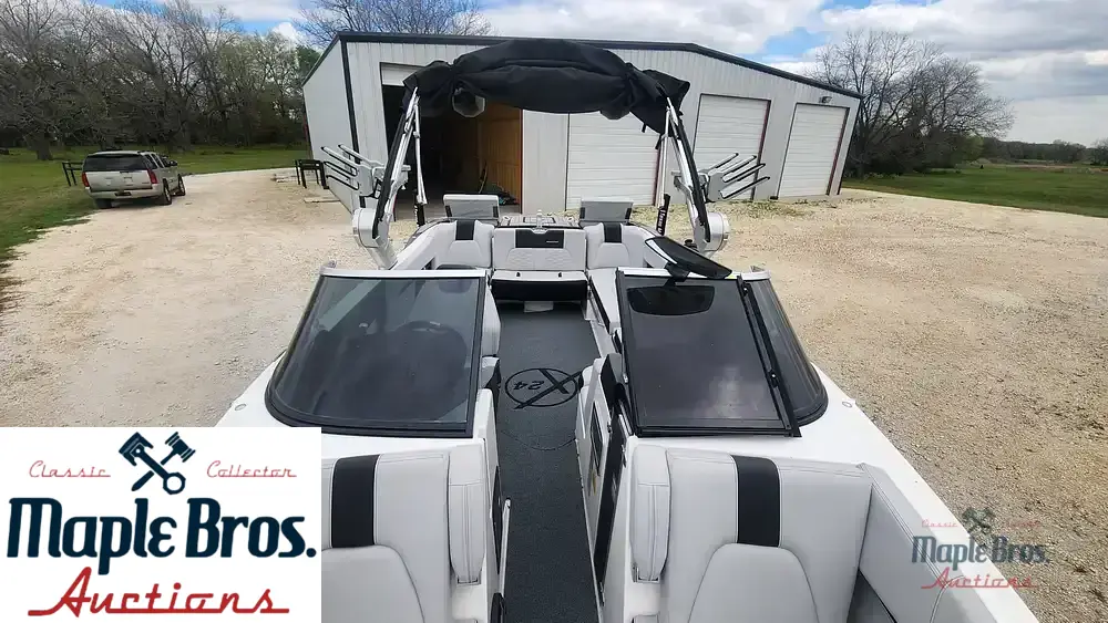 2020 Mastercraft X24