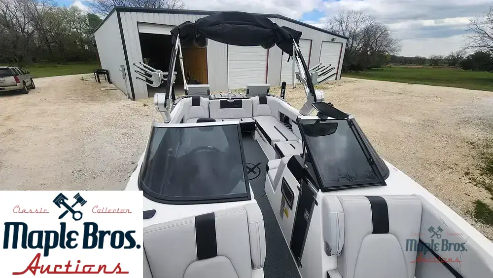 2020 Mastercraft X24