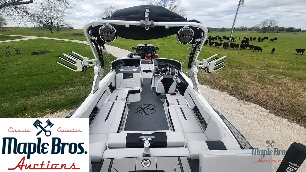 2020 Mastercraft X24