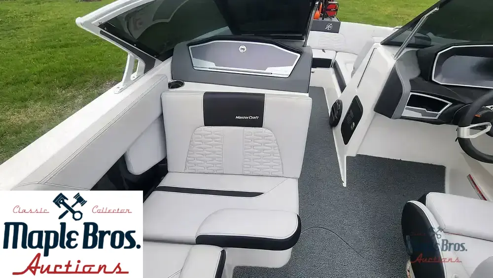 2020 Mastercraft X24