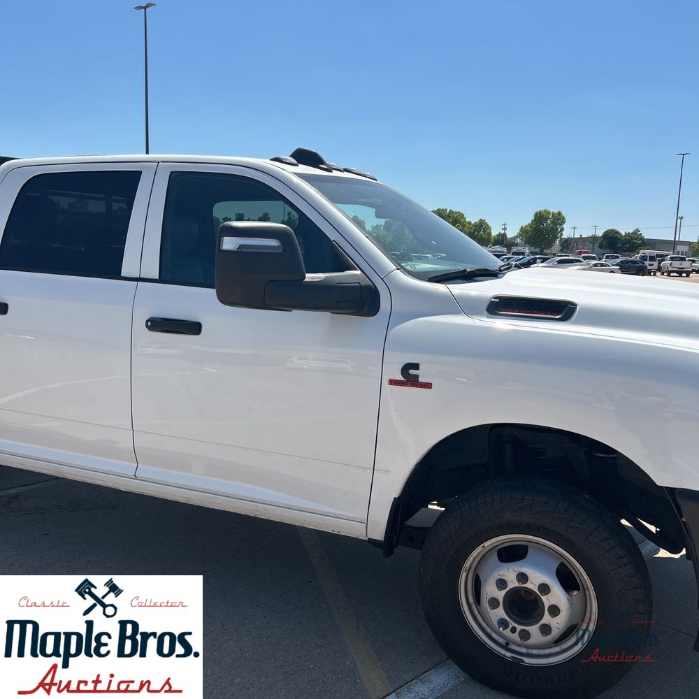 2024 Ram 3500 Chassis Tradesman SLT Laramie Limited