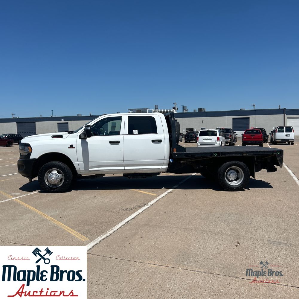2024 Ram 3500 Chassis Tradesman SLT Laramie Limited