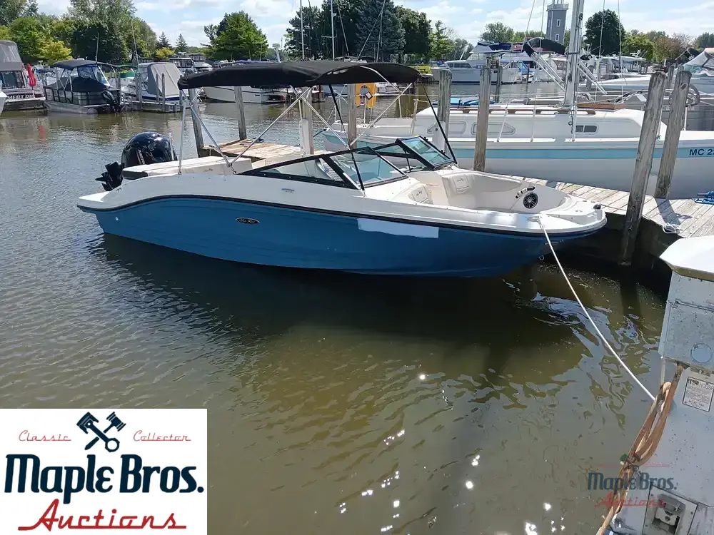 2023 Sea Ray SPX 210 O/B