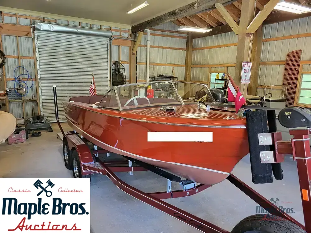 1955 Chris-Craft Holiday 18