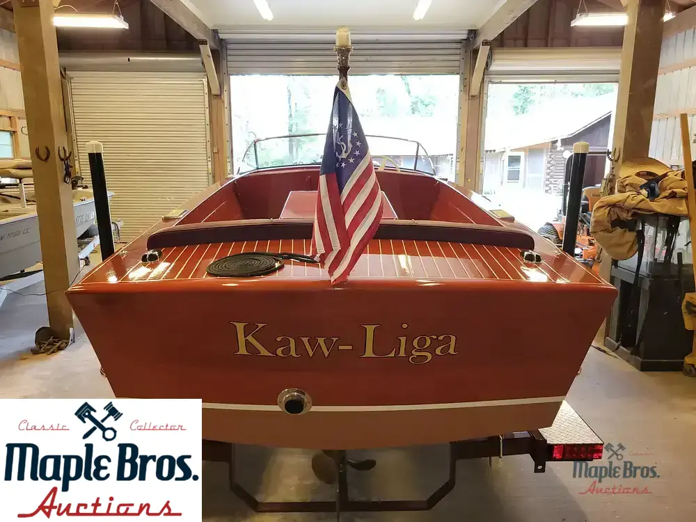 1955 Chris-Craft Holiday 18
