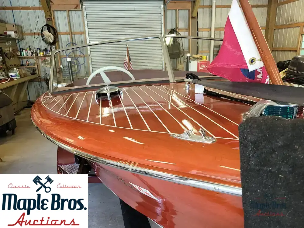 1955 Chris-Craft Holiday 18