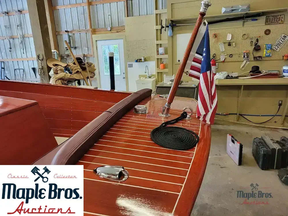 1955 Chris-Craft Holiday 18