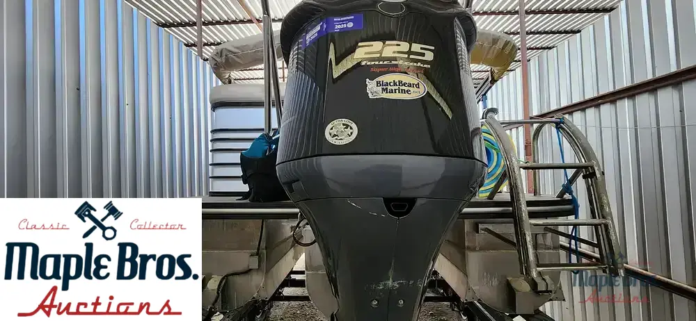 2021 SunCatcher Elite 322C Saltwater Series