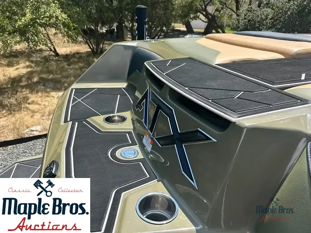 2023 ATX Surf Boats 24 Type S