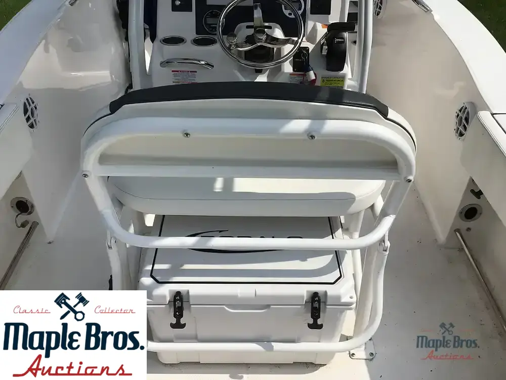 2024 Robalo 202ex