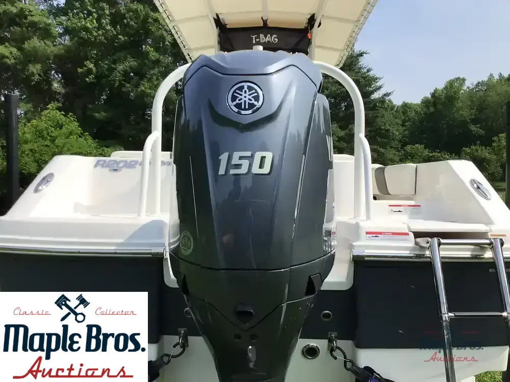 2024 Robalo 202ex