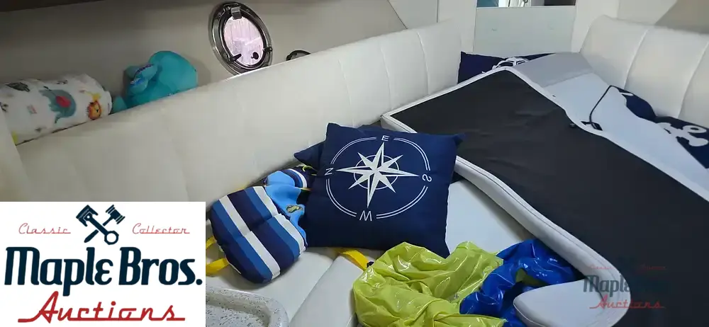 2018 Rinker 290 EX