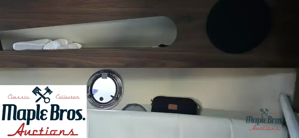 2018 Rinker 290 EX