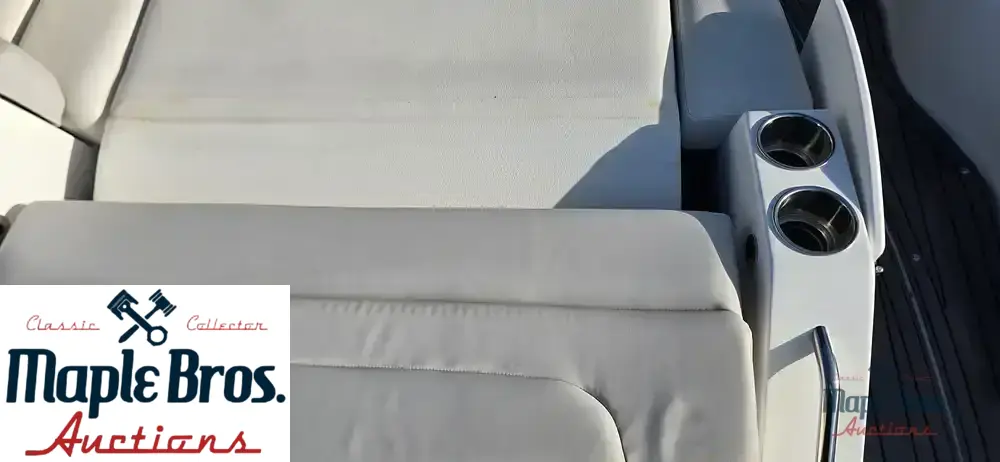 2018 Rinker 290 EX