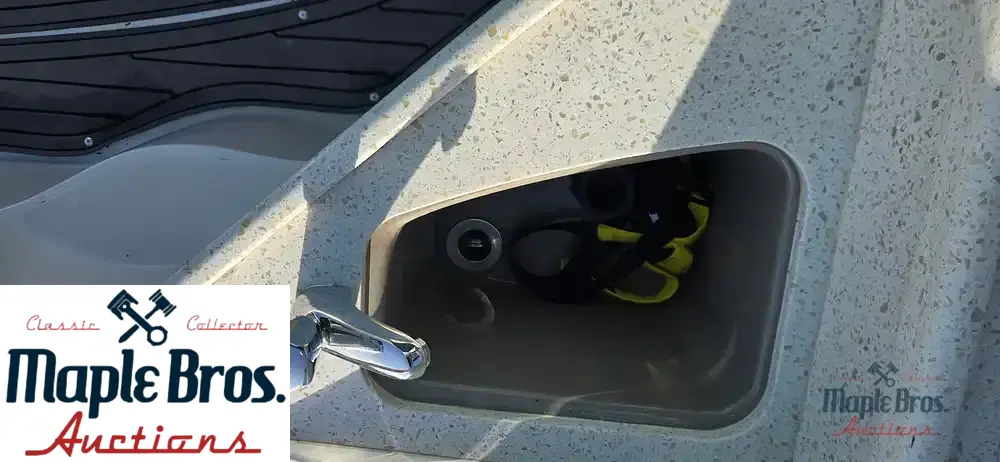 2018 Rinker 290 EX