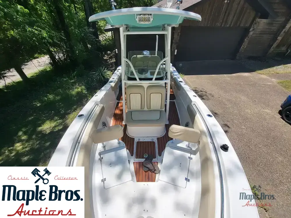 2018 Sea Fox 226 Commander