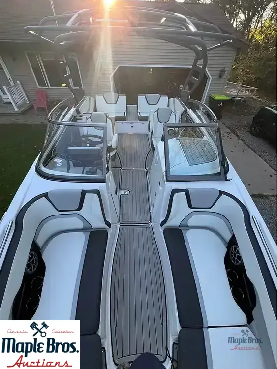 2022 Yamaha 252SE