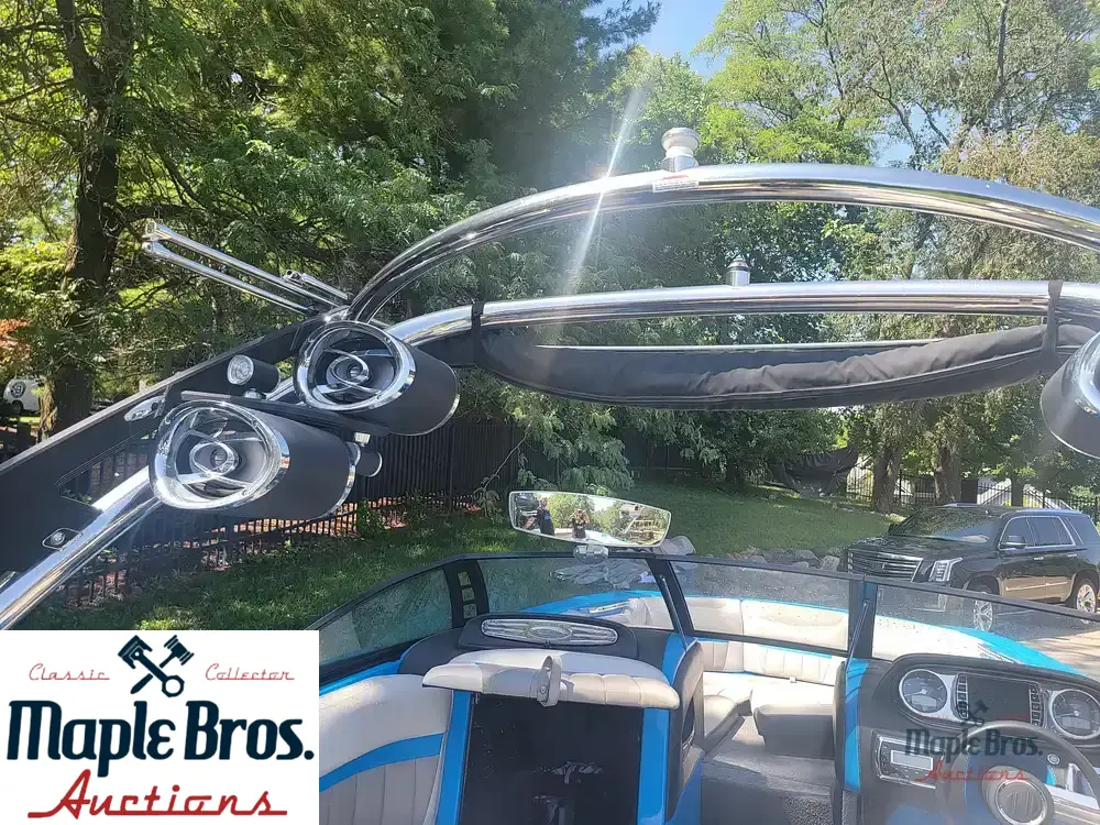 2013 Malibu 24mxz Wakesetter