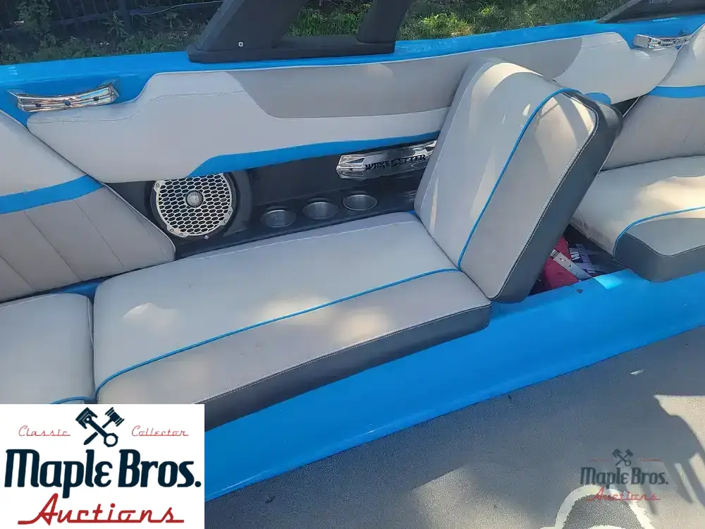 2013 Malibu 24mxz Wakesetter