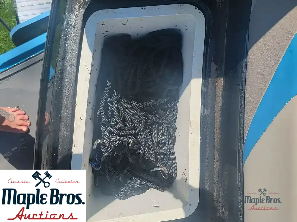 2013 Malibu 24mxz Wakesetter