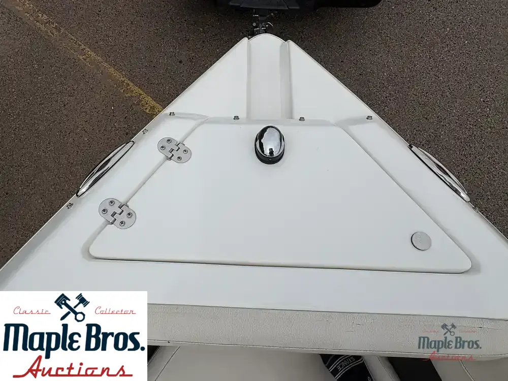 2018 Rinker Q5