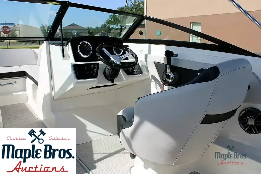 2022 Sea Ray SPX 190